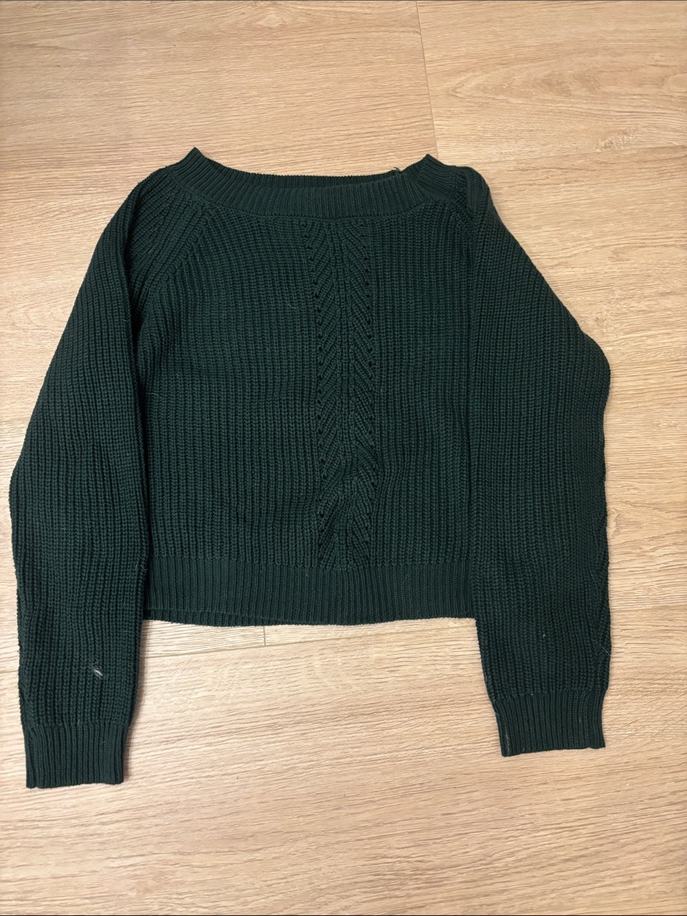 Forever 21 women’s dark green sweater